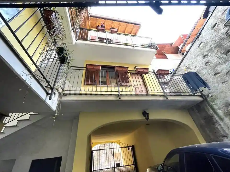 Appartamento in vendita a Castello Cabiaglio