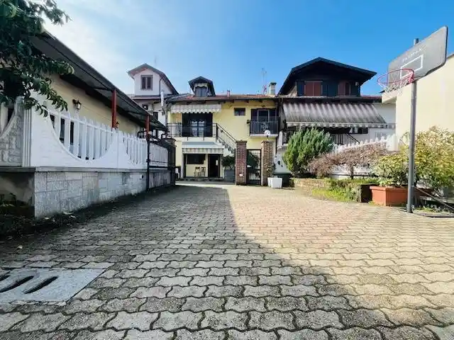 Casa indipendente in vendita a San Mauro Torinese