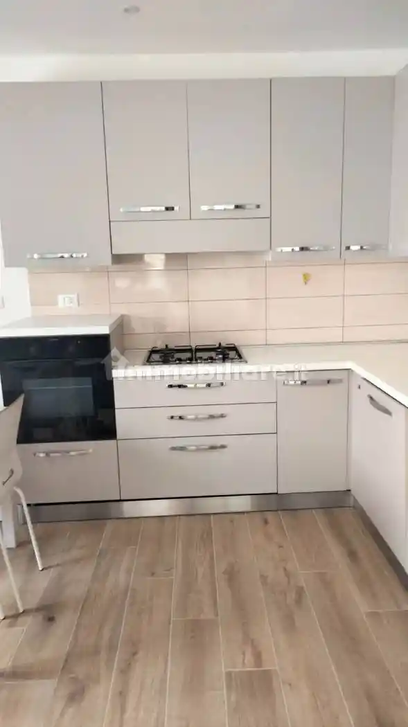 Appartamento in affitto a Desenzano del Garda