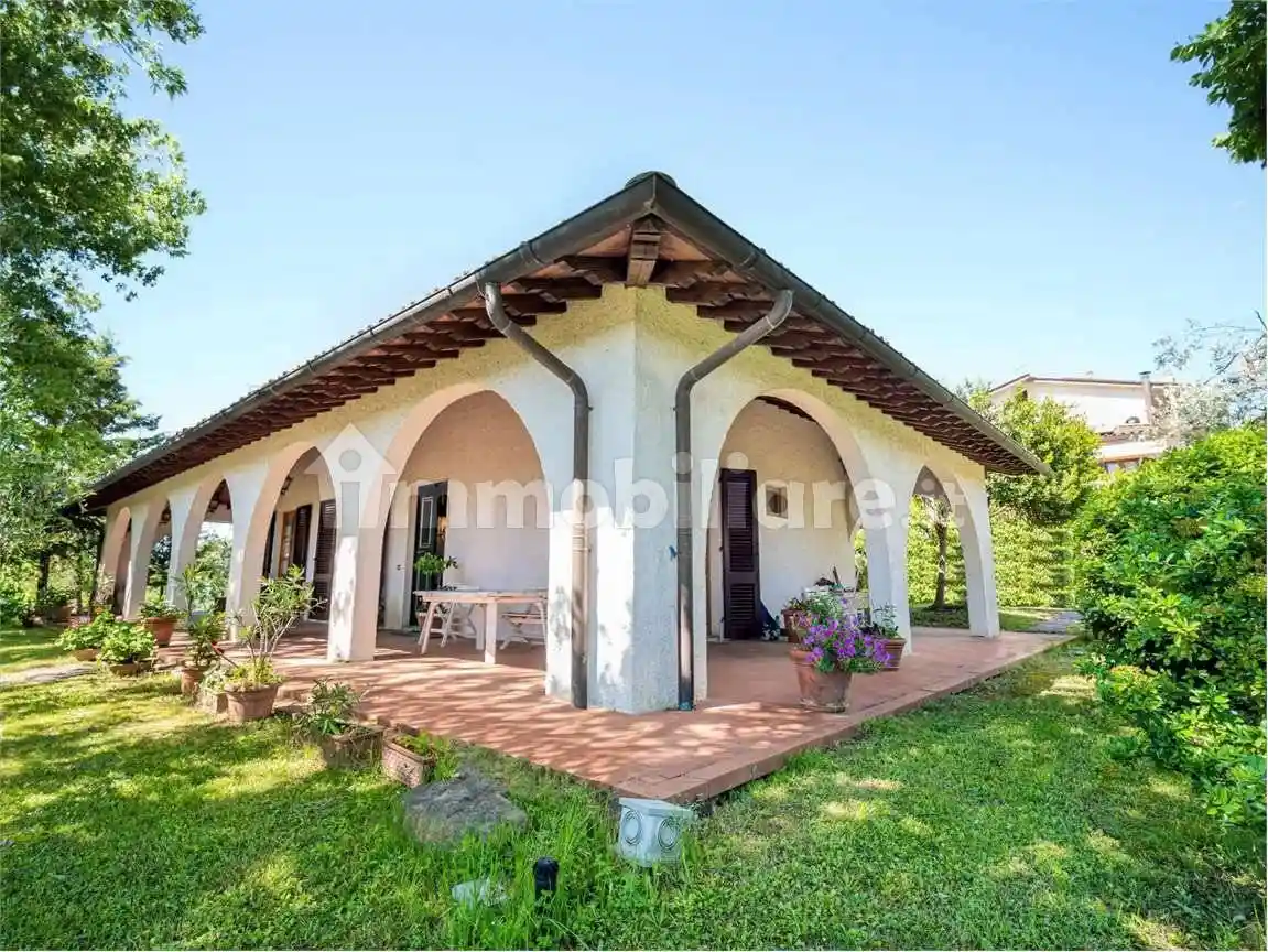 Villa in vendita a Reggello