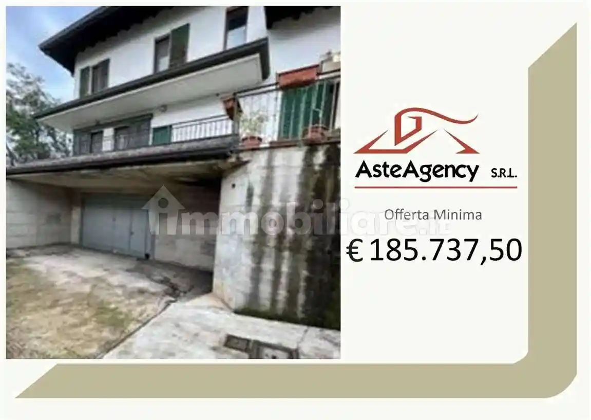 Casa indipendente in vendita a Robecco sul Naviglio