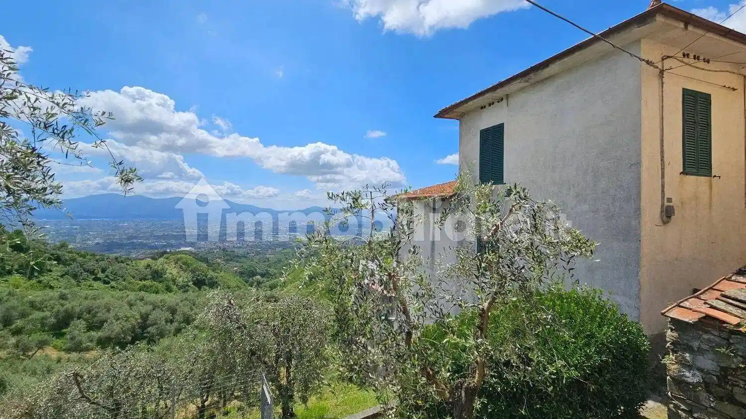 Villa in vendita a Capannori