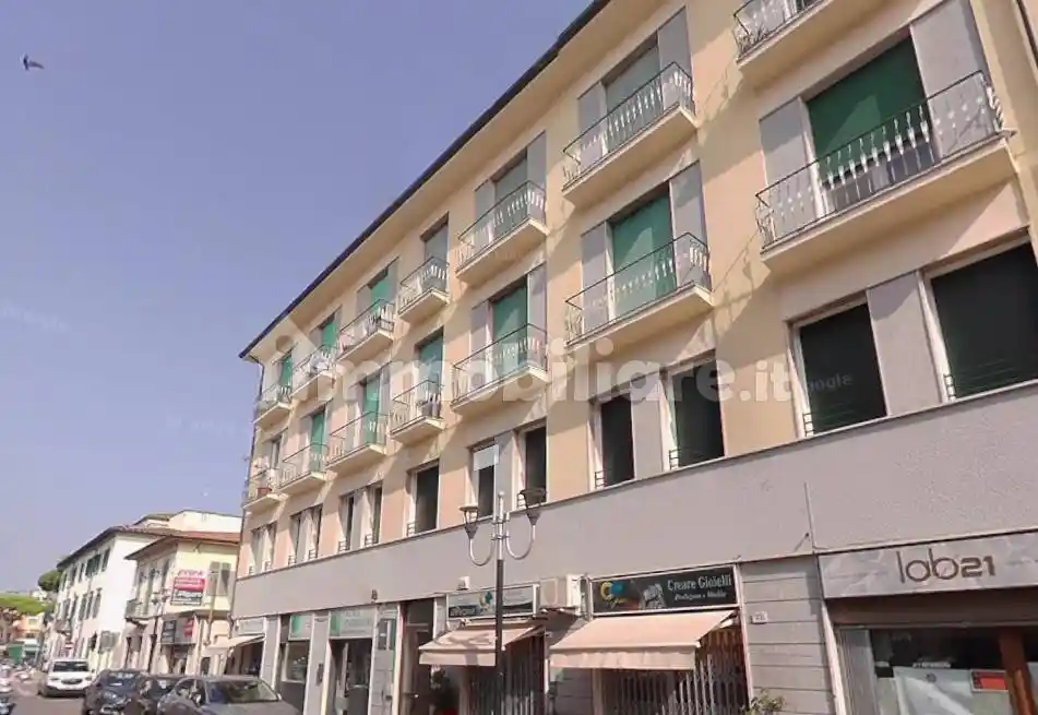Appartamento in vendita a Viareggio