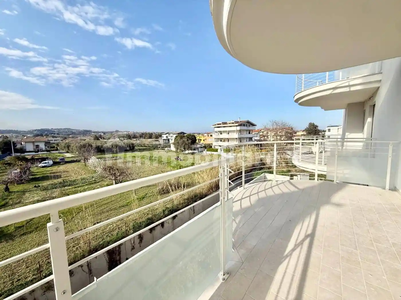 Palazzo - Edificio in vendita a Montesilvano