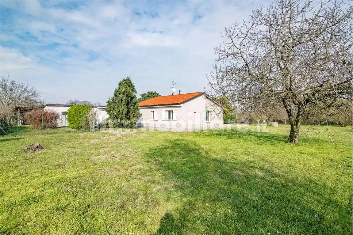Villa in vendita a San Colombano al Lambro