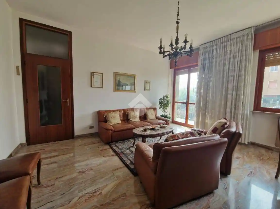 Appartamento in vendita a Limbiate