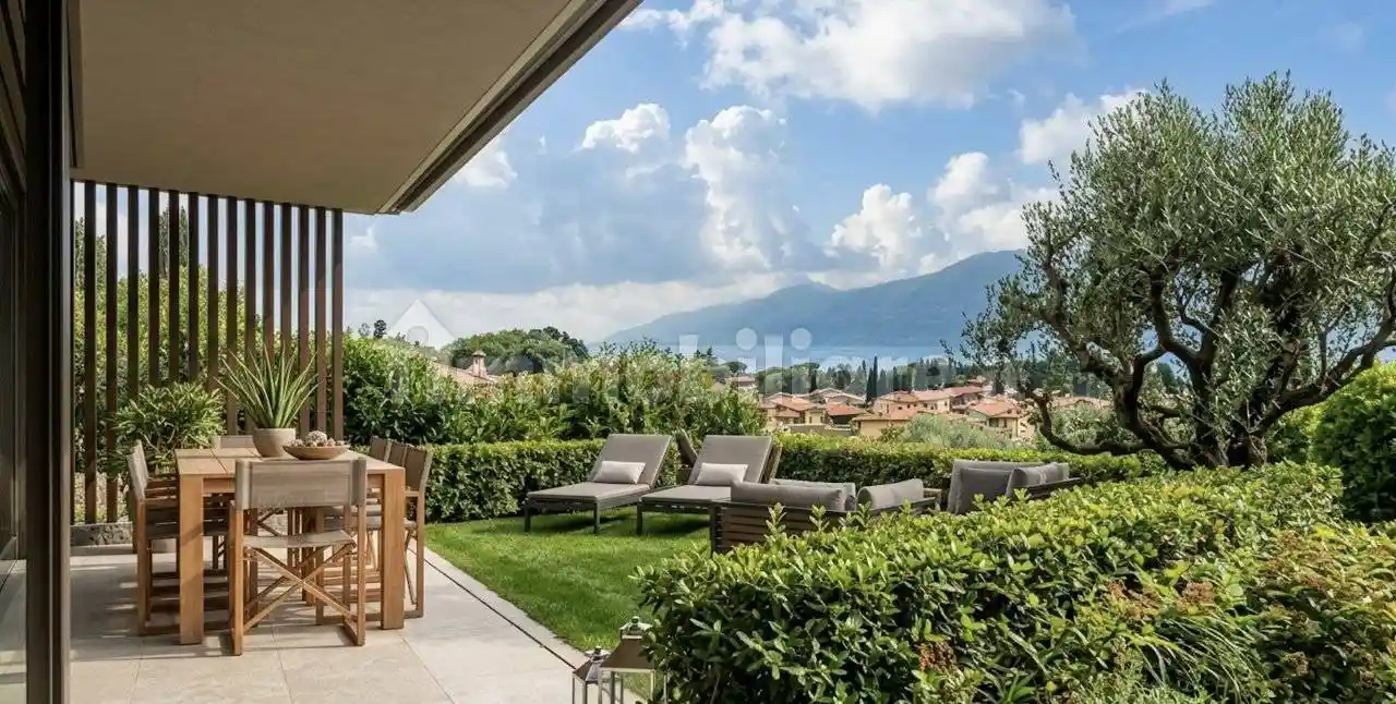 Villa in vendita a Torri del Benaco