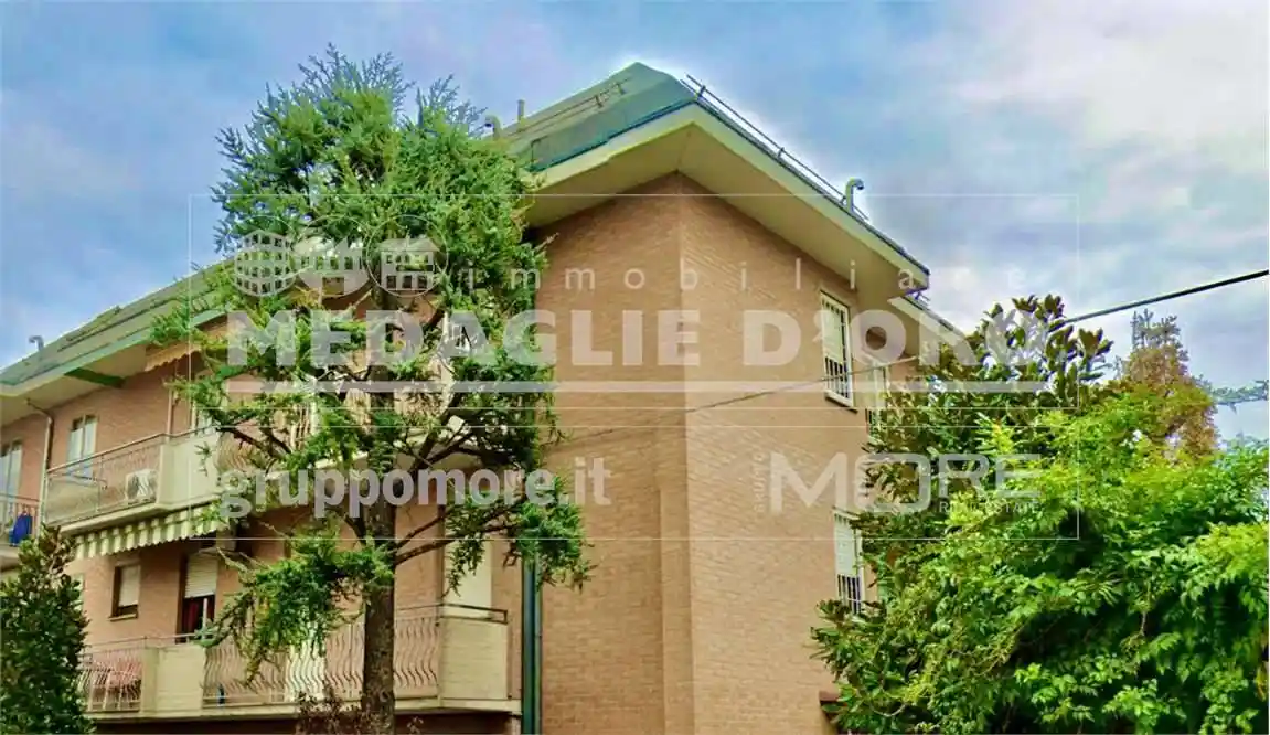 Casa indipendente in vendita a Modena