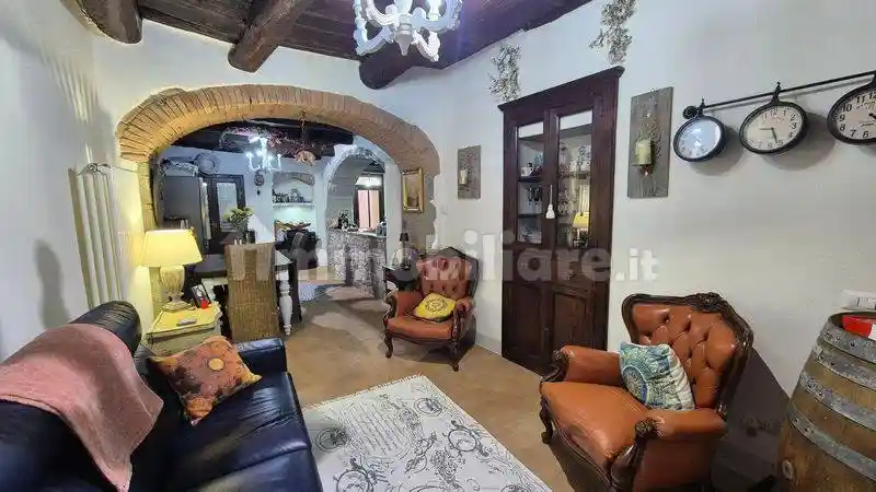 Appartamento in vendita a Arcidosso