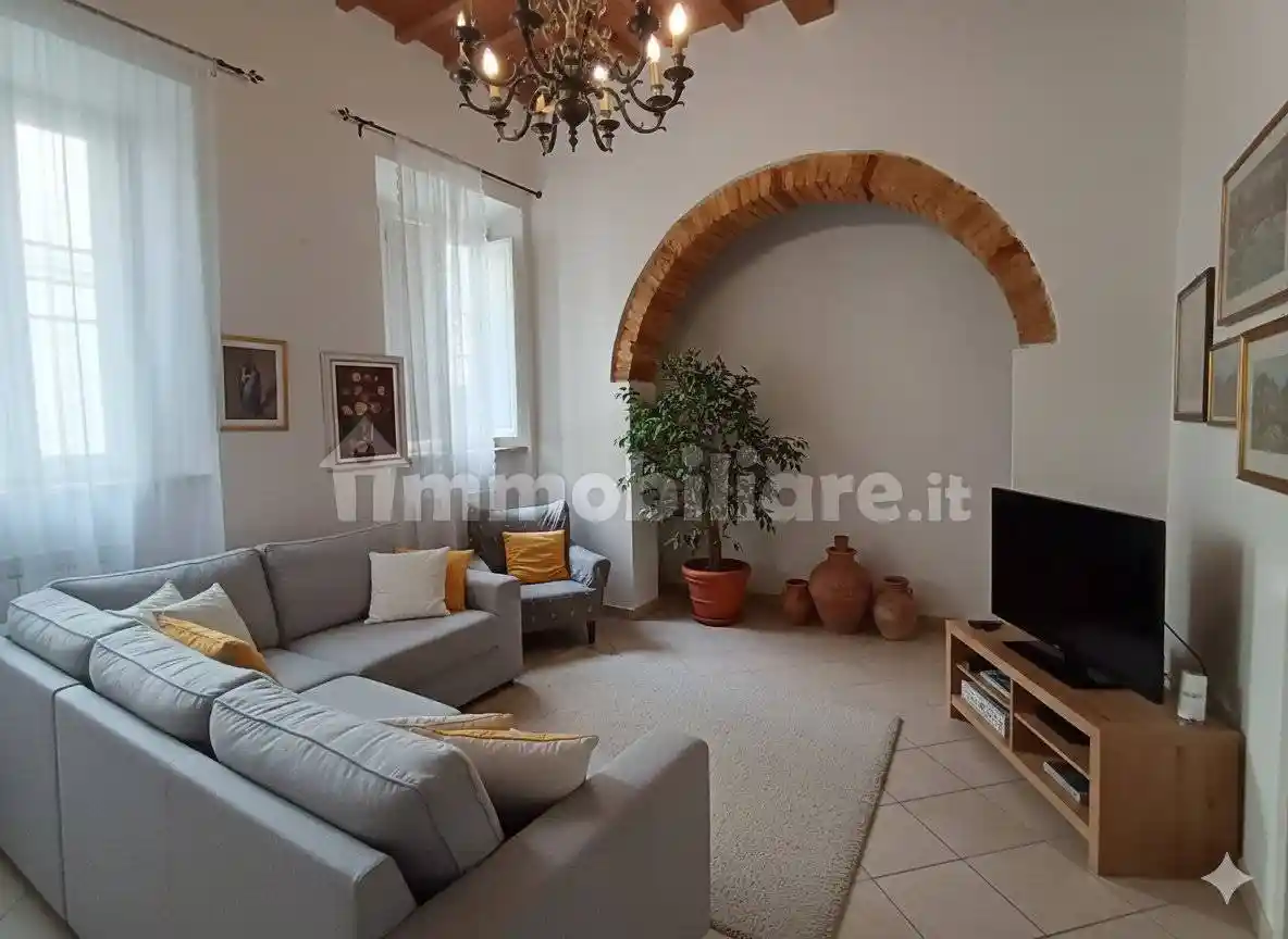 Appartamento in vendita a Livorno