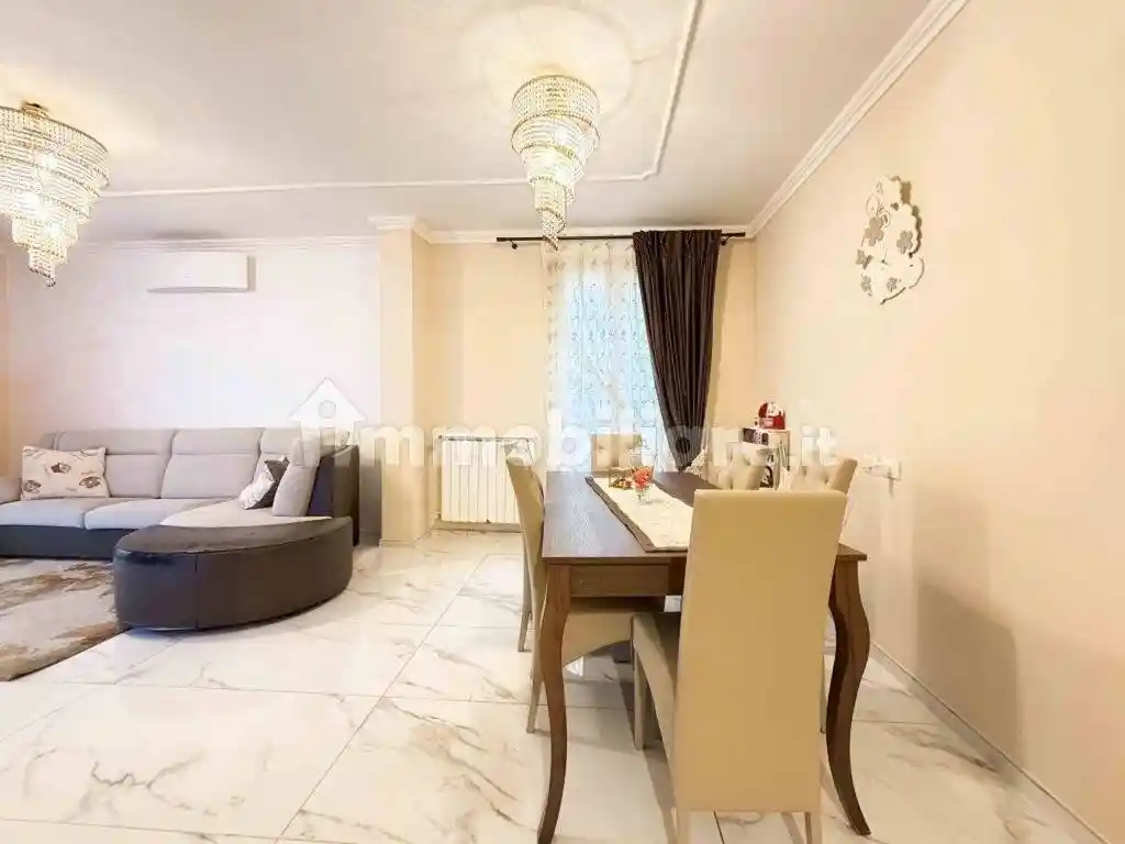 Appartamento in vendita a Livorno