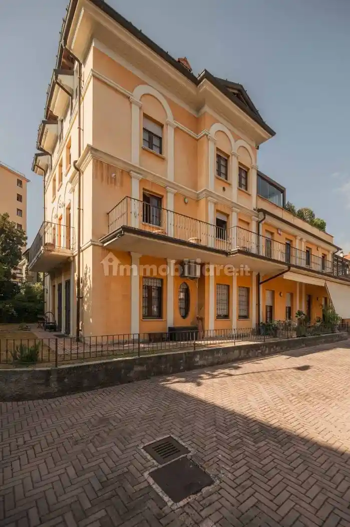 Appartamento in vendita a Brescia