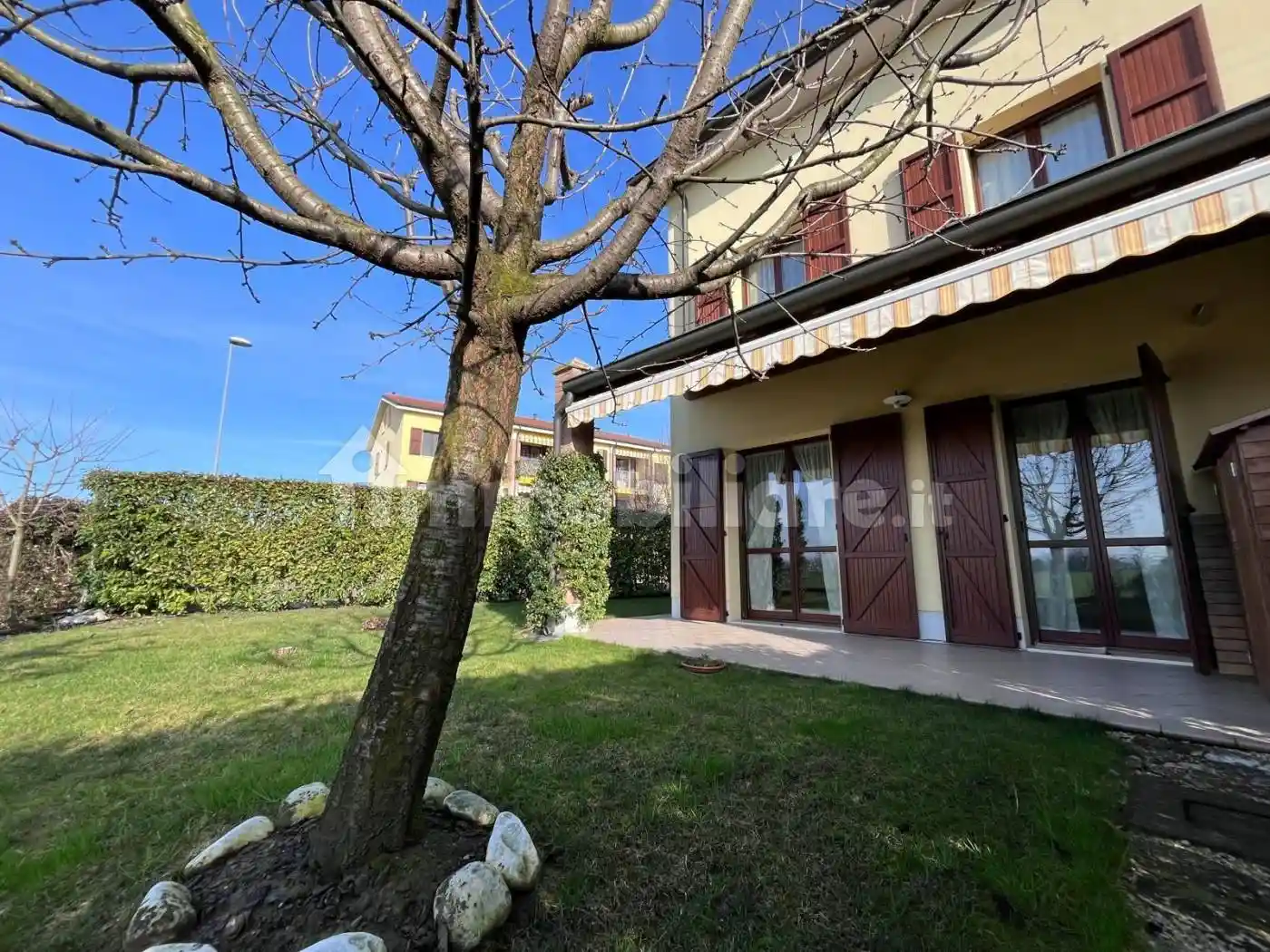 Villetta a schiera in vendita a Campagnola Emilia