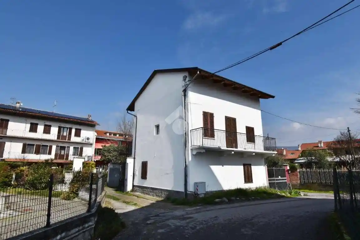 Casa indipendente in vendita a Ivrea