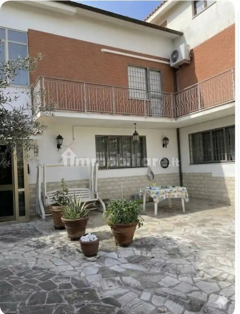 Villa in vendita a Roma
