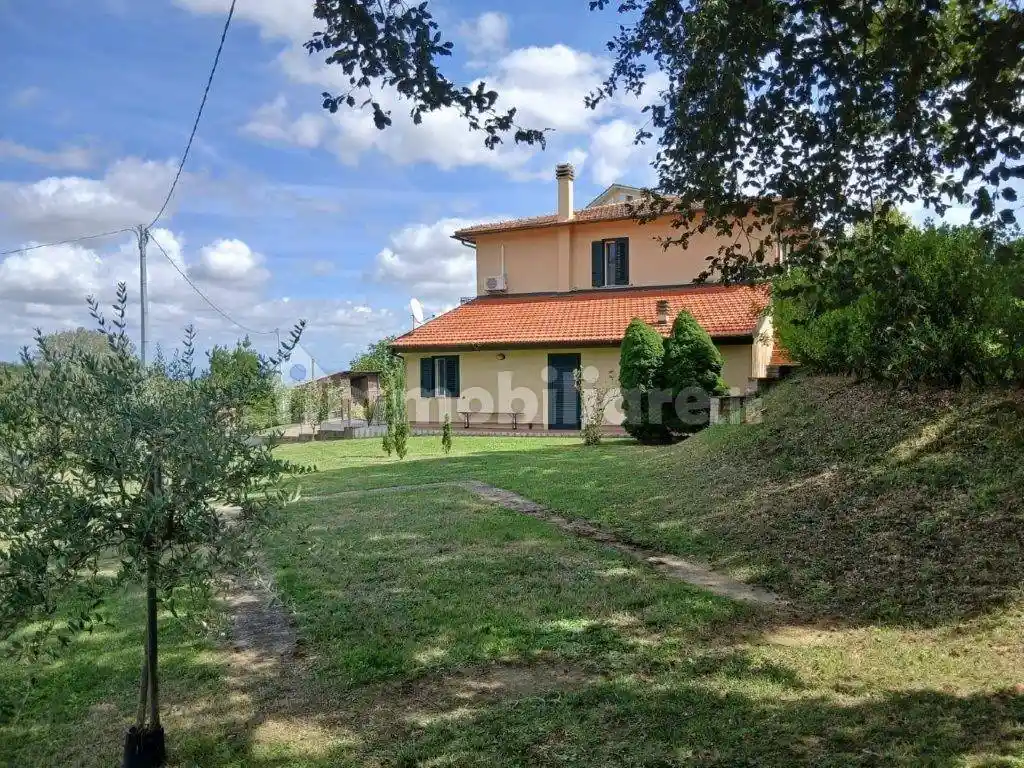 Villa in vendita a Montepulciano