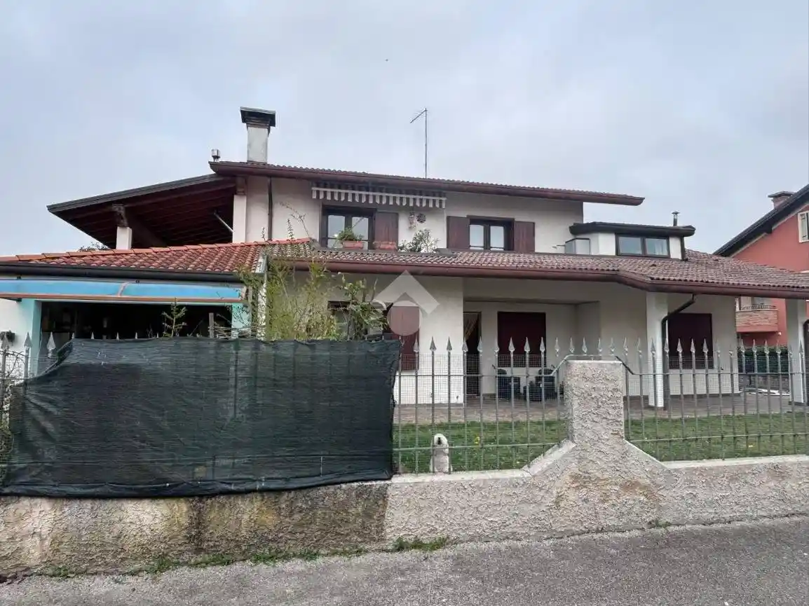 Villa in vendita a Legnaro