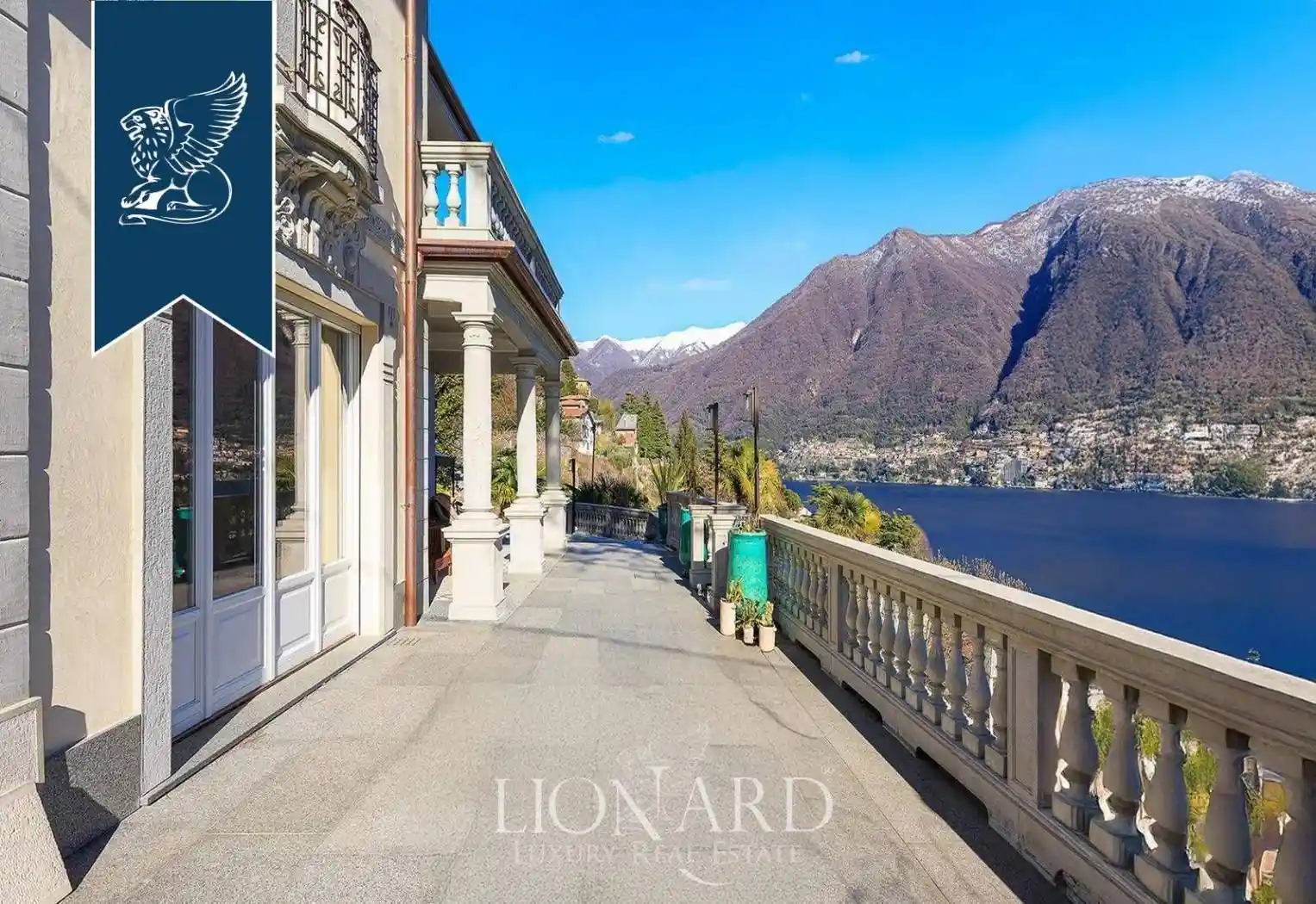 Villa in vendita a Laglio