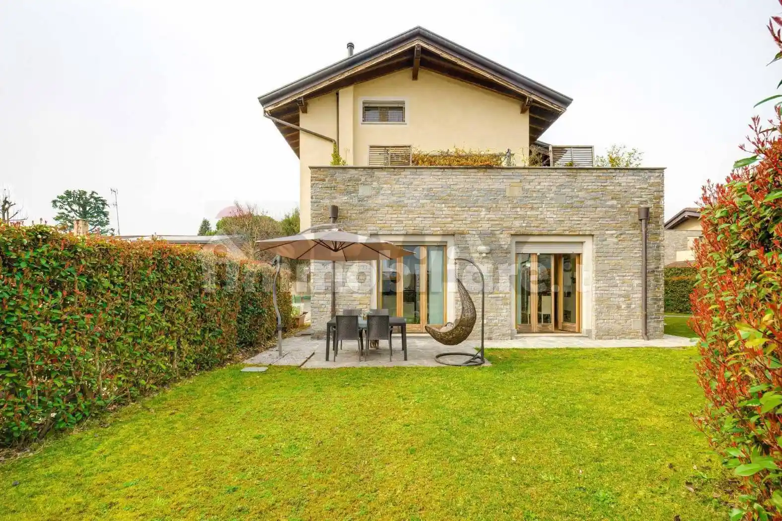 Villa in vendita a Busto Garolfo