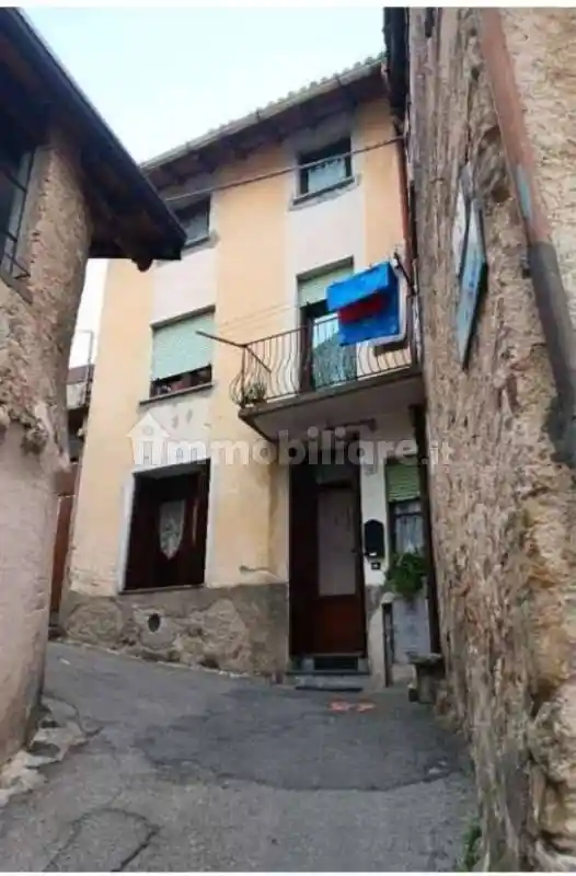 Casa indipendente in vendita a Pasturo