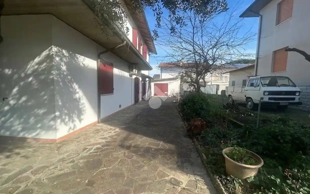 Casa indipendente in vendita a Ravenna