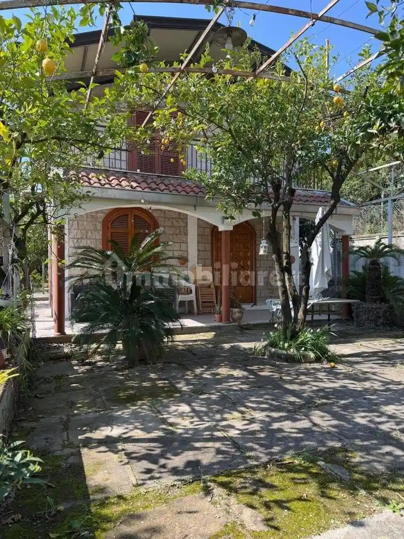 Villa in vendita a Nocera Inferiore