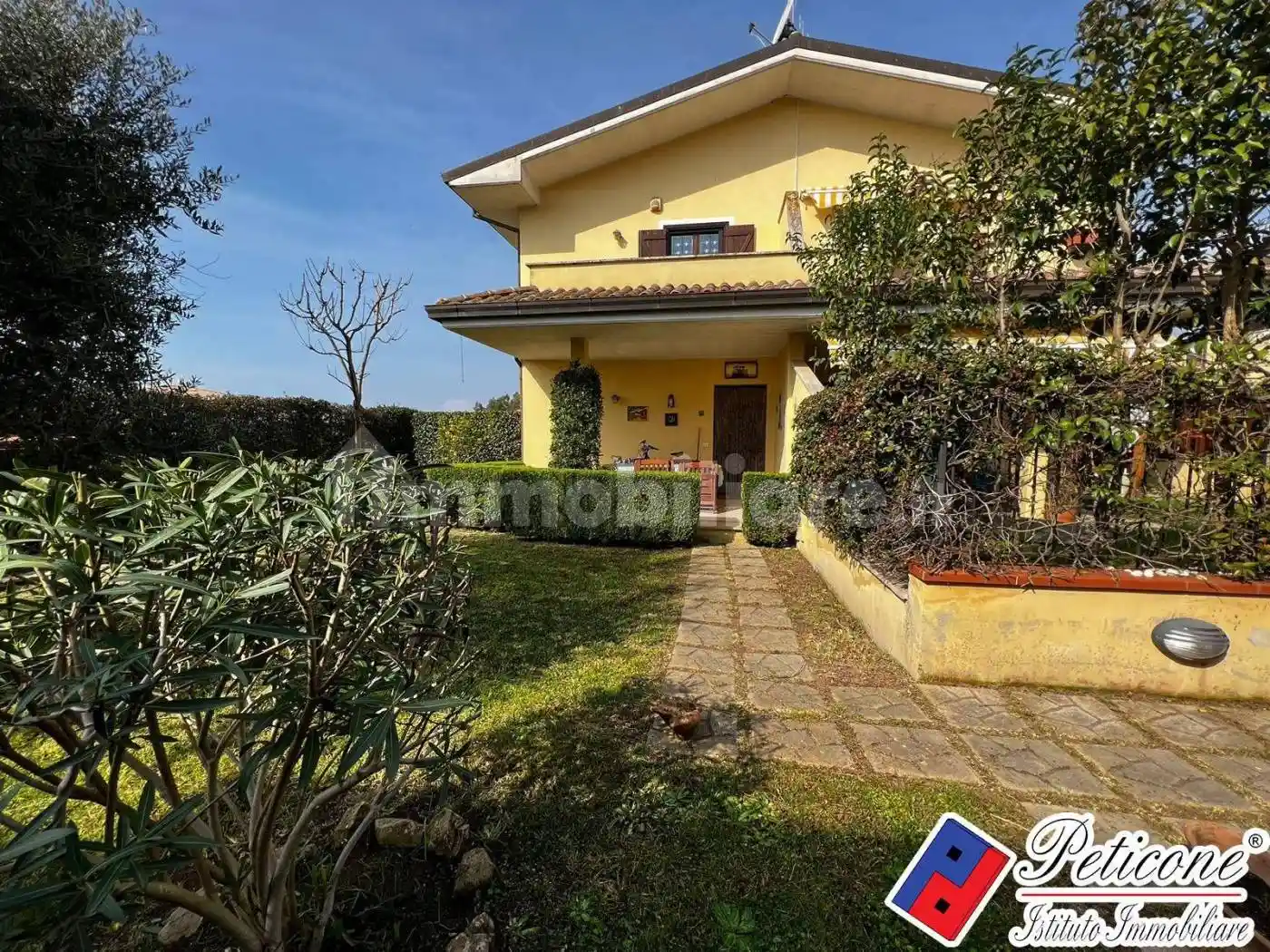 Villa in vendita a Fondi