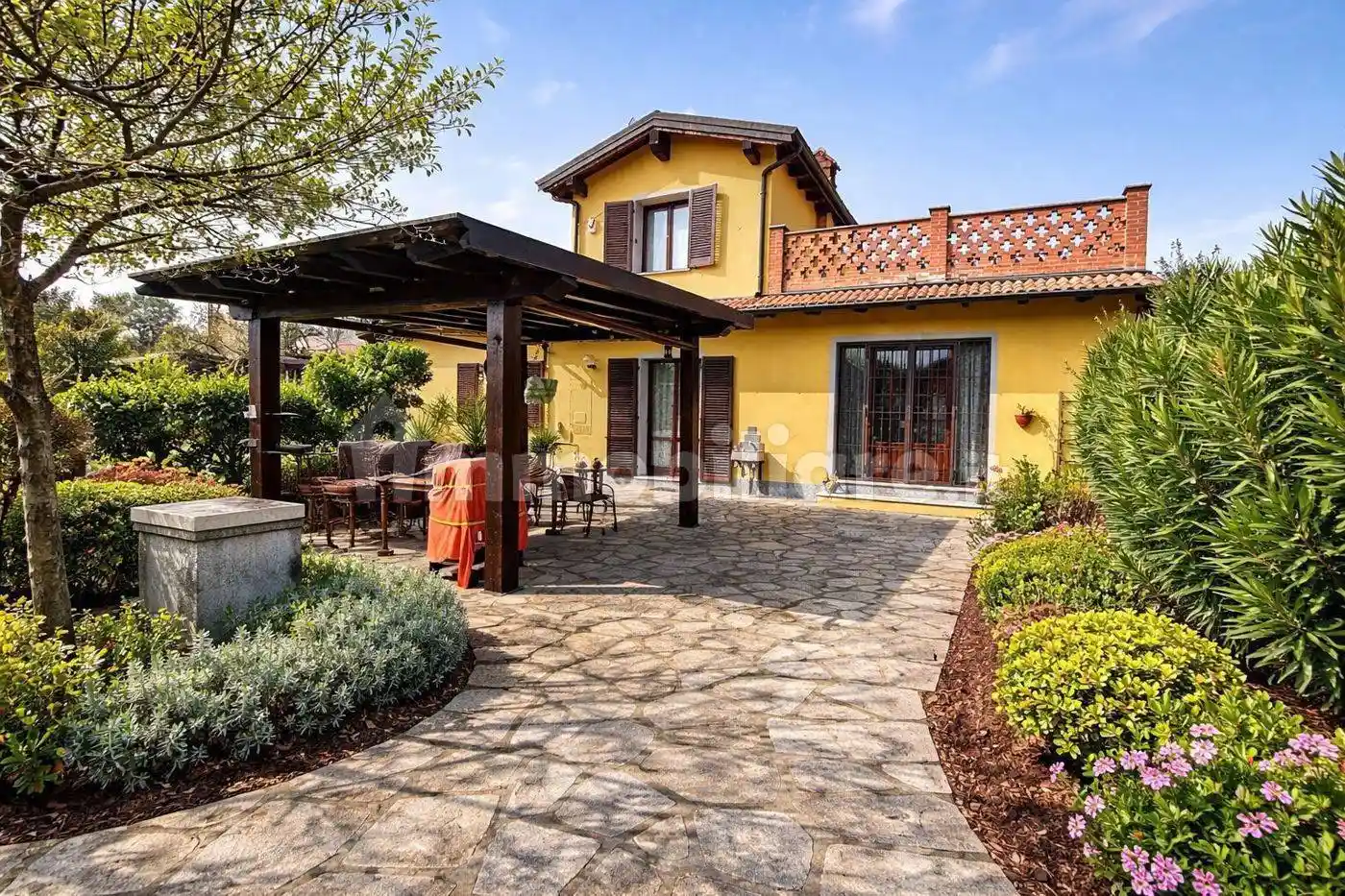 Villa in vendita a Stradella