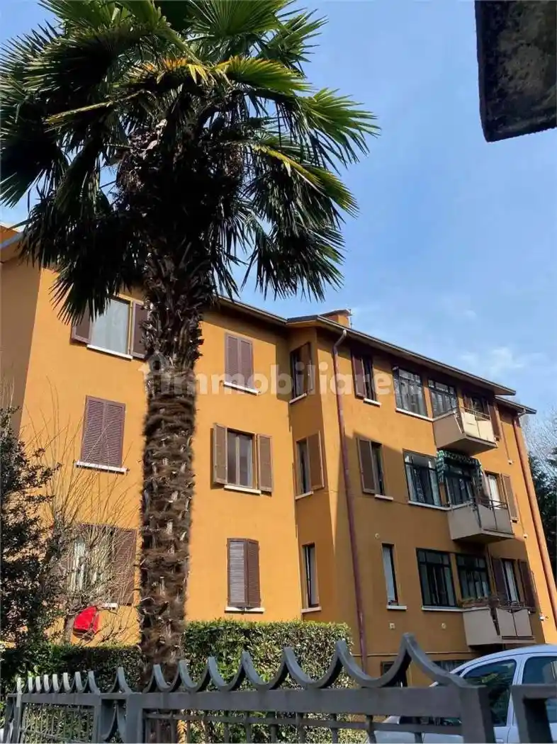 Appartamento in vendita a Varese