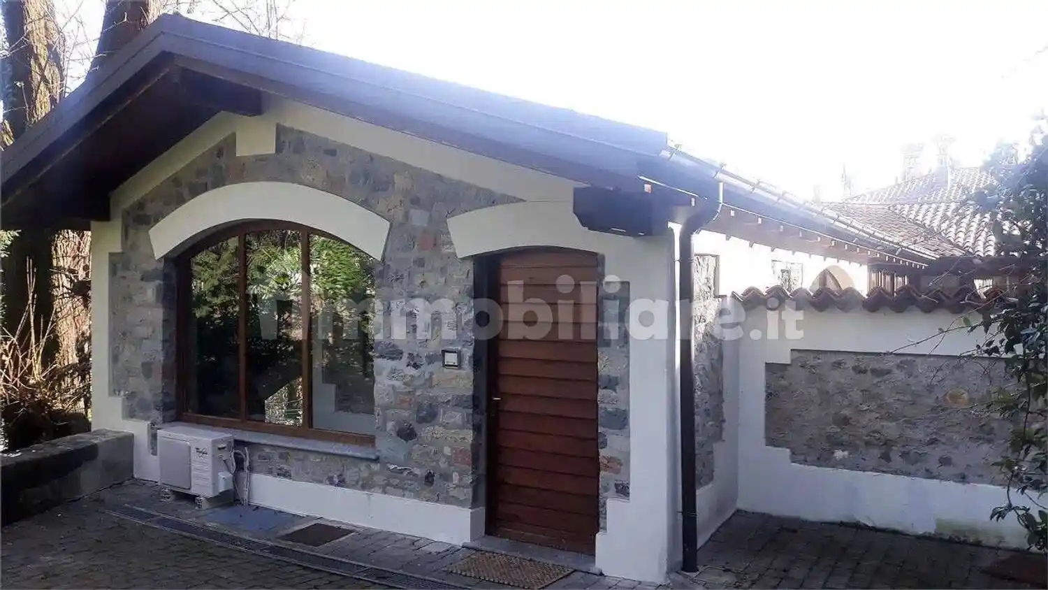 Villa in affitto a Varese