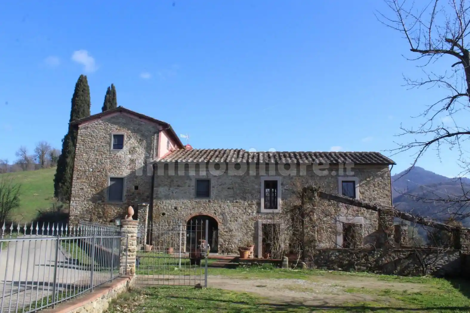 Rustico - Casale in vendita a Vicchio