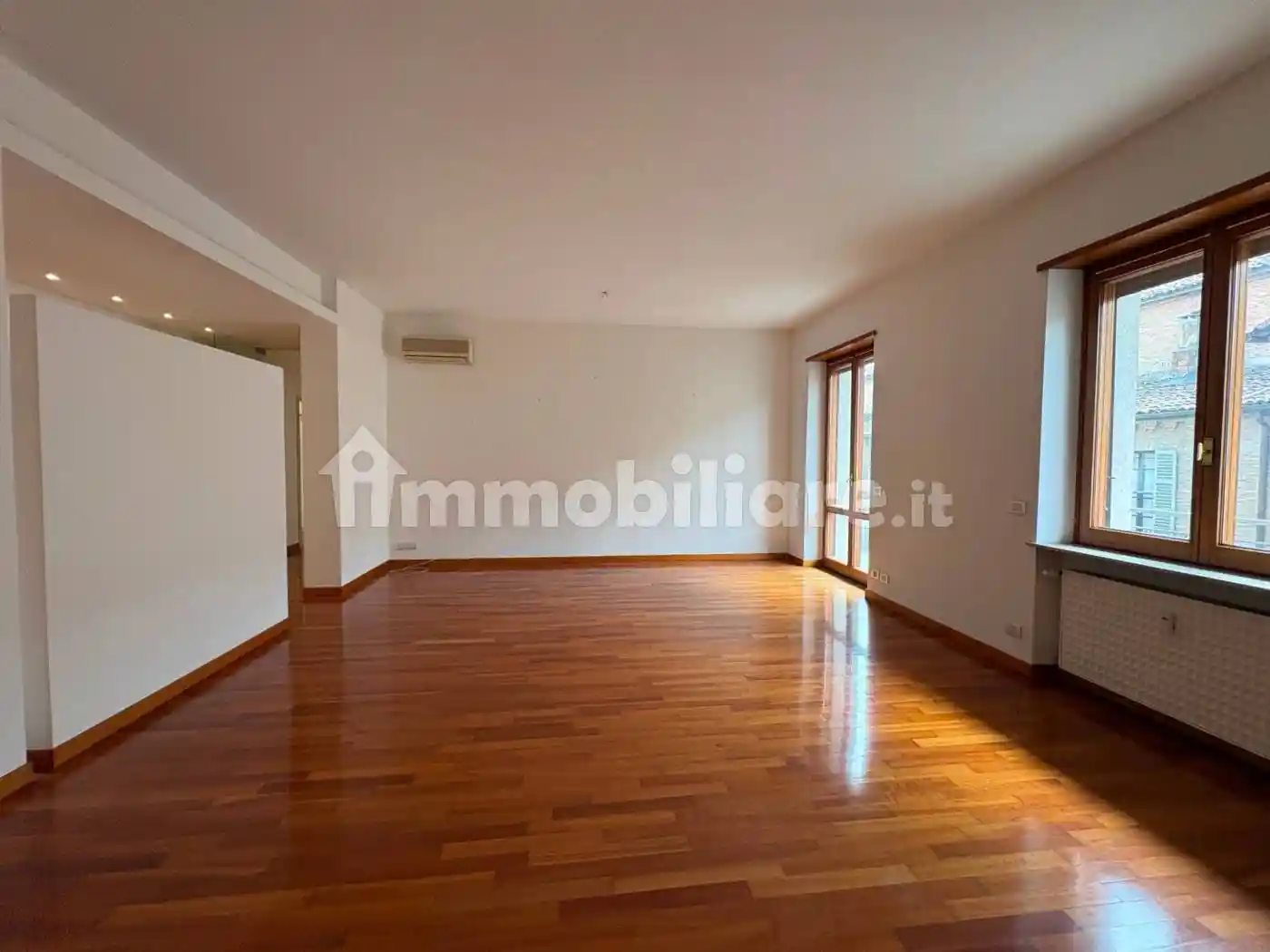 Appartamento in vendita a Piacenza