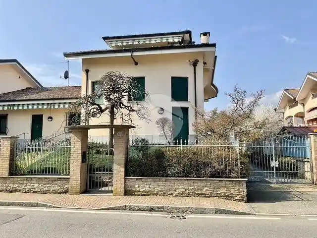 Villa in vendita a Leinì