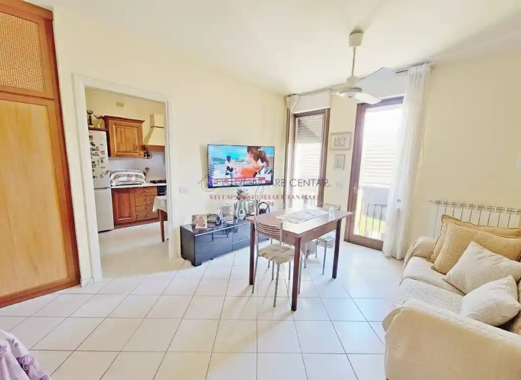 Appartamento in vendita a Viareggio