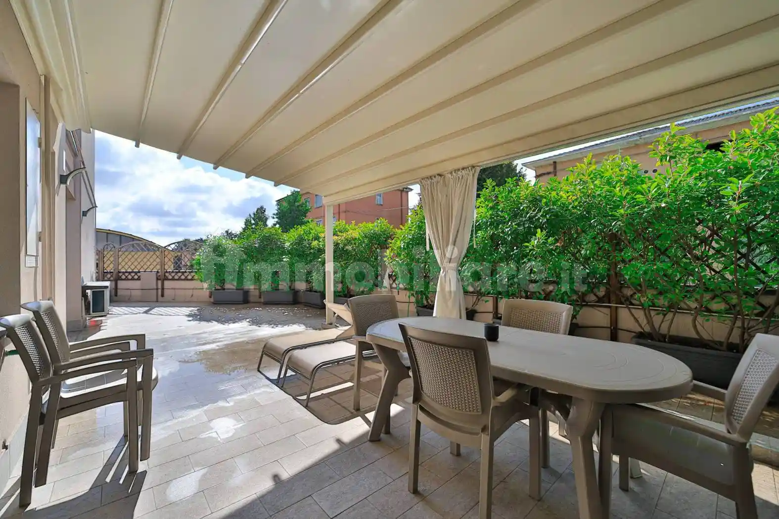 Appartamento in vendita a Carugate