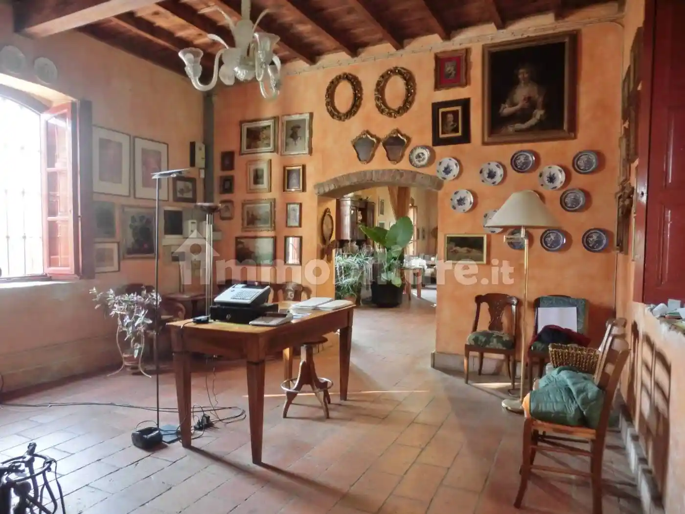 Palazzo - Edificio in vendita a Lodi