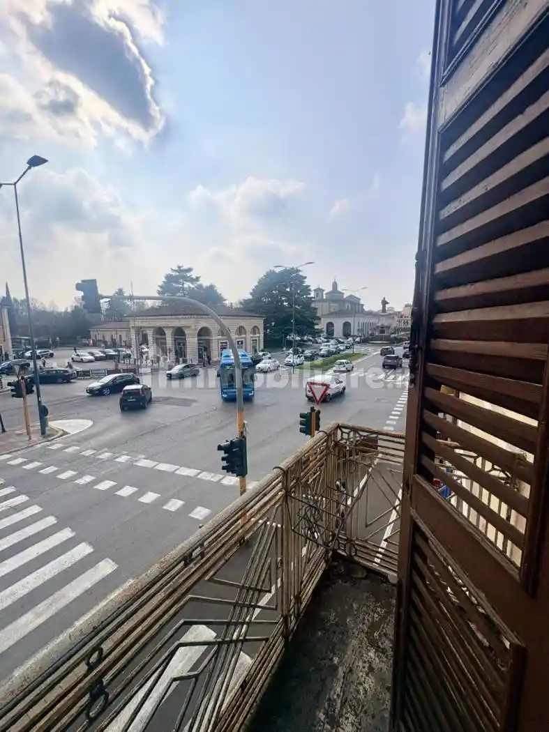 Appartamento in vendita a Brescia