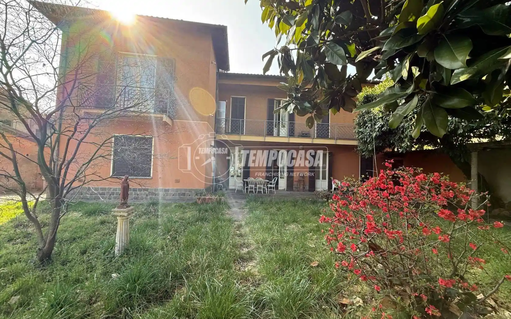 Villa in vendita a Busto Garolfo