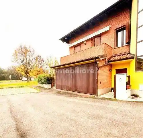 Villa in vendita a Castelfranco Emilia