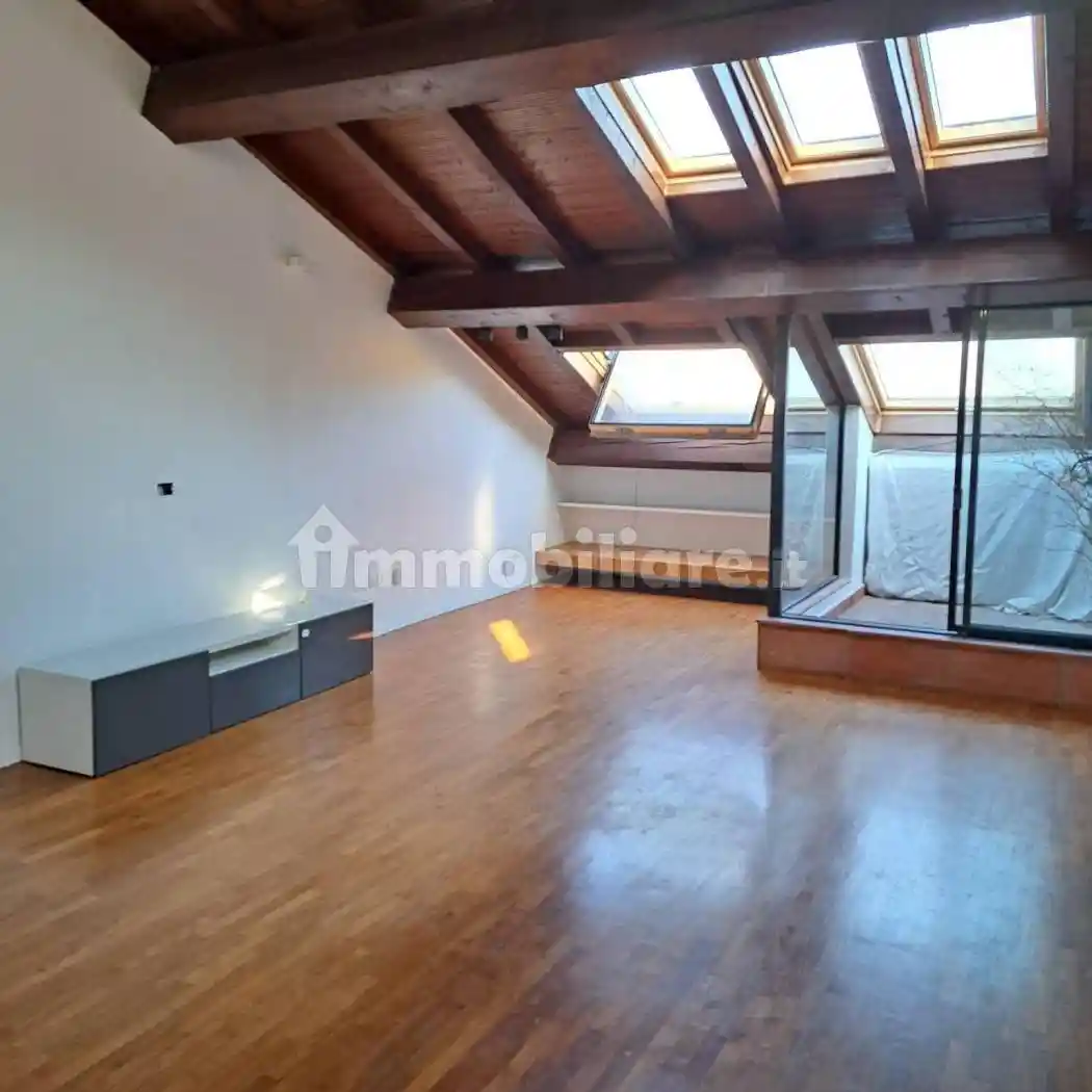 Appartamento in affitto a Parma