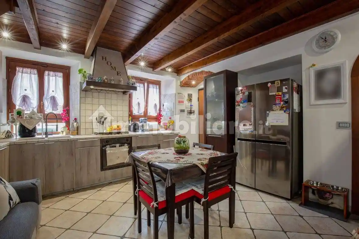 Casa indipendente in vendita a Alpignano