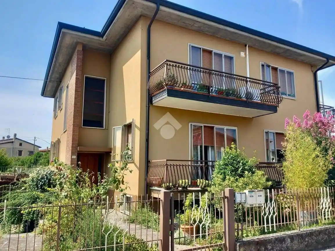 Appartamento in vendita a Pescantina