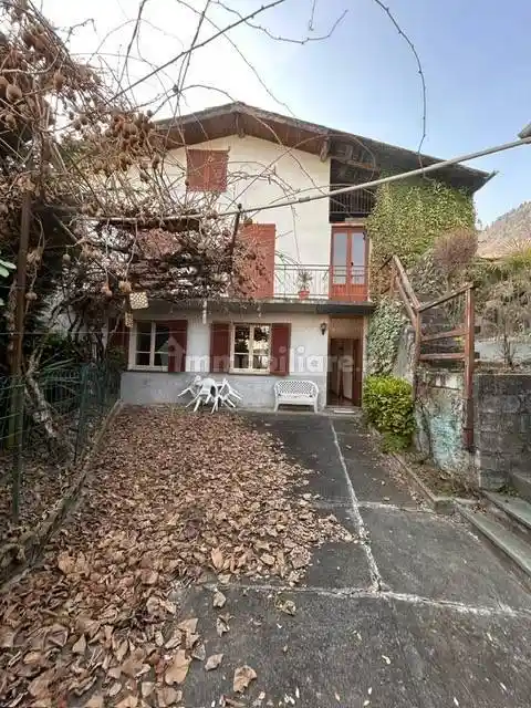 Casa indipendente in vendita a Ponte in Valtellina