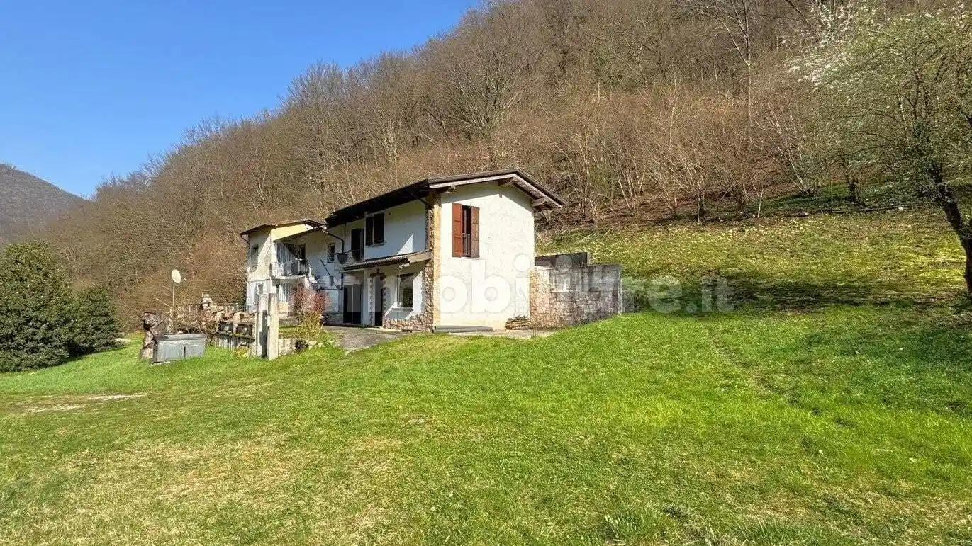 Villa in vendita a Polaveno