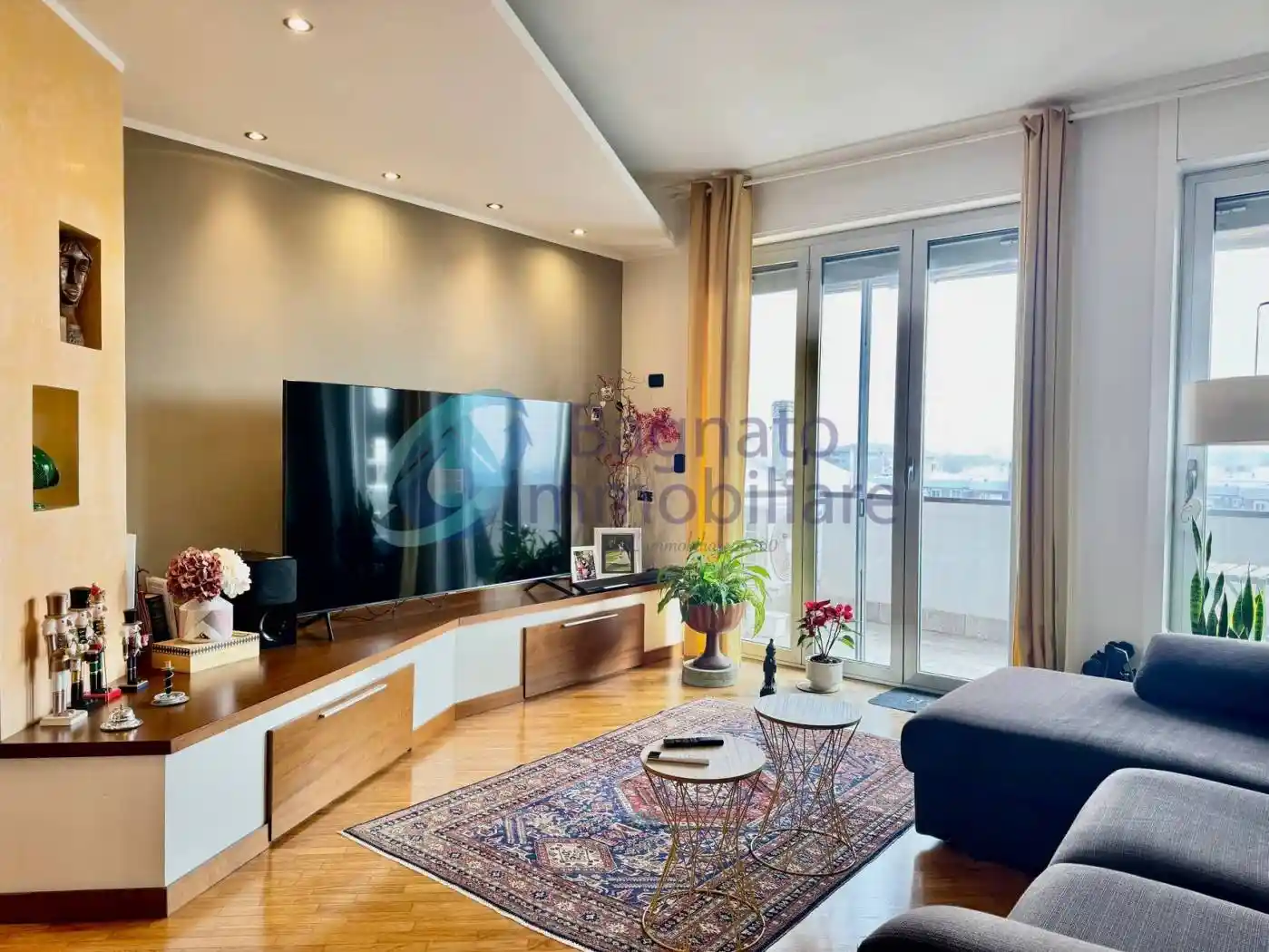 Appartamento in vendita a Novara