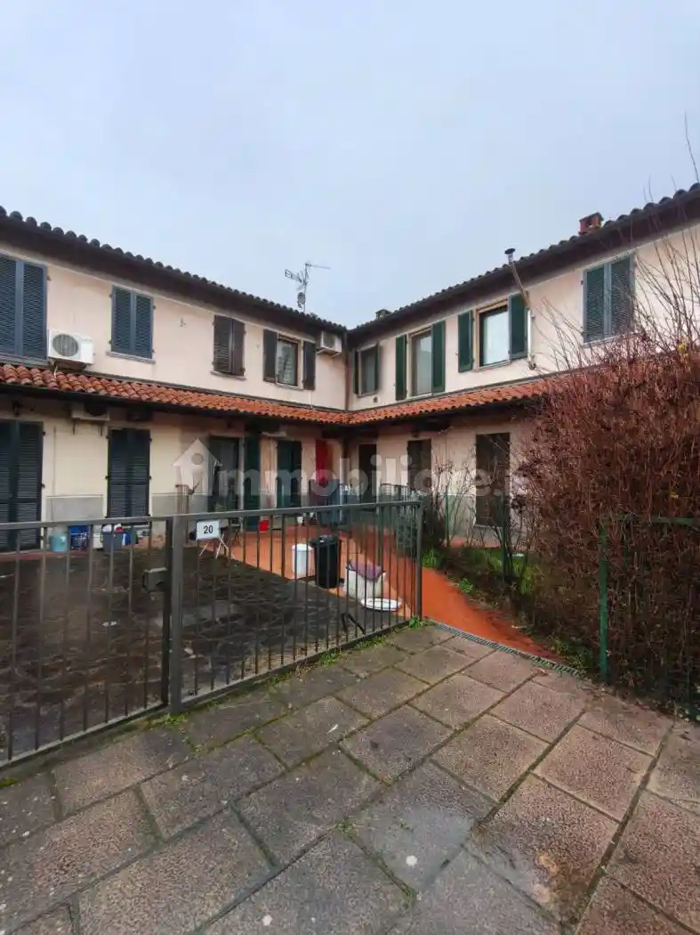 Appartamento in affitto a Borgarello