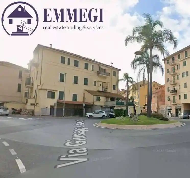 Appartamento in vendita a Imperia