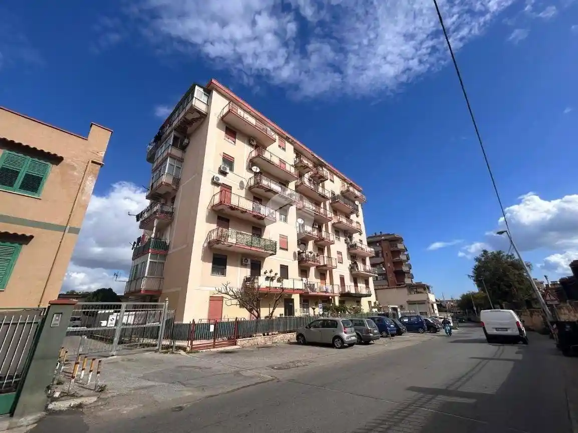 Appartamento in vendita a Palermo