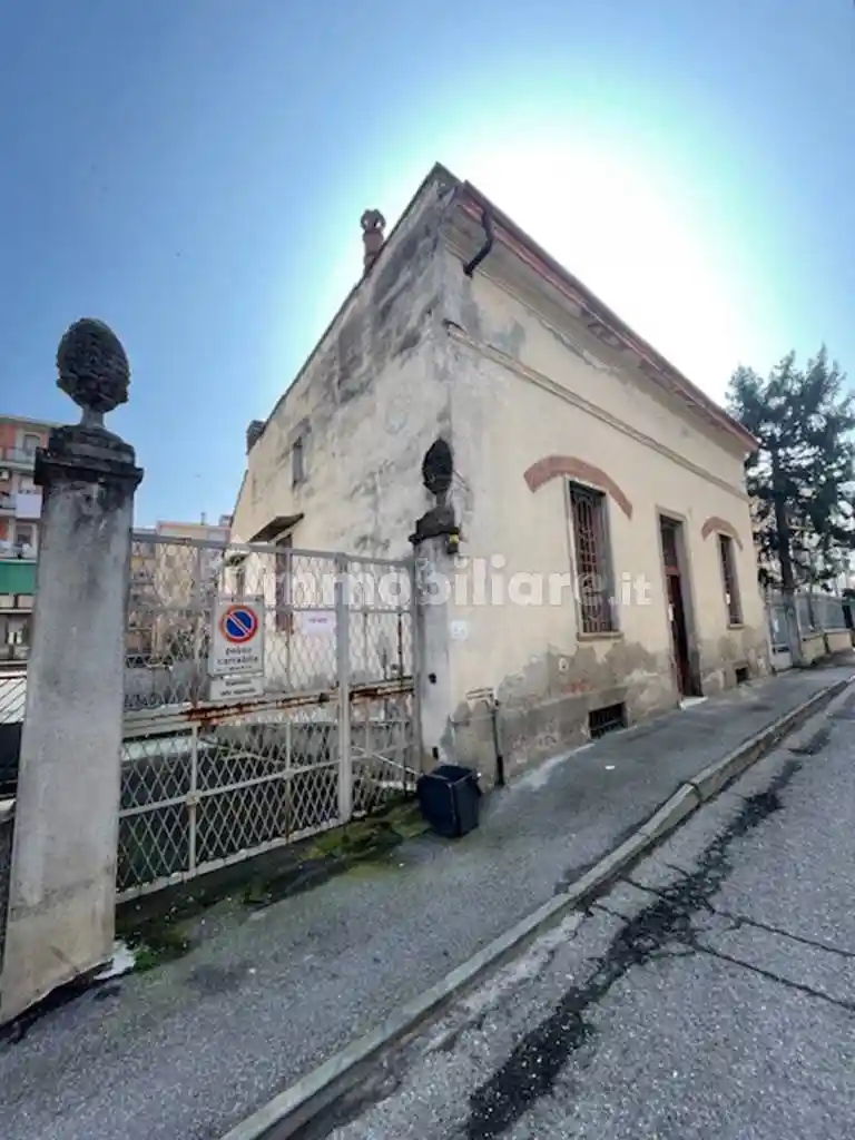 Villa in vendita a Cremona