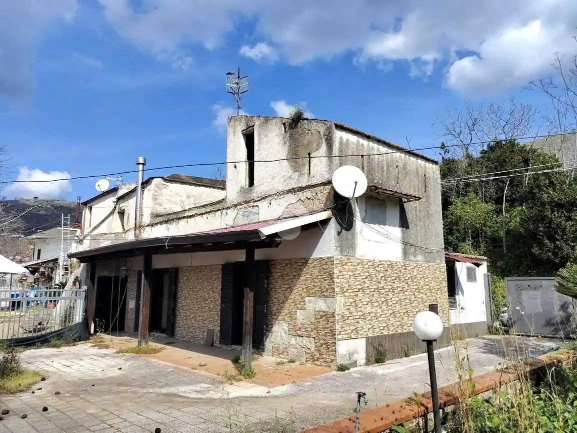 Casa indipendente in vendita a Cervino